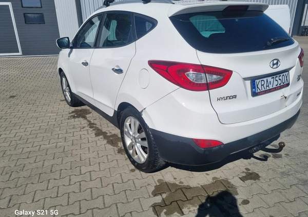 Hyundai ix35 cena 35900 przebieg: 83000, rok produkcji 2014 z Trzciel małe 56